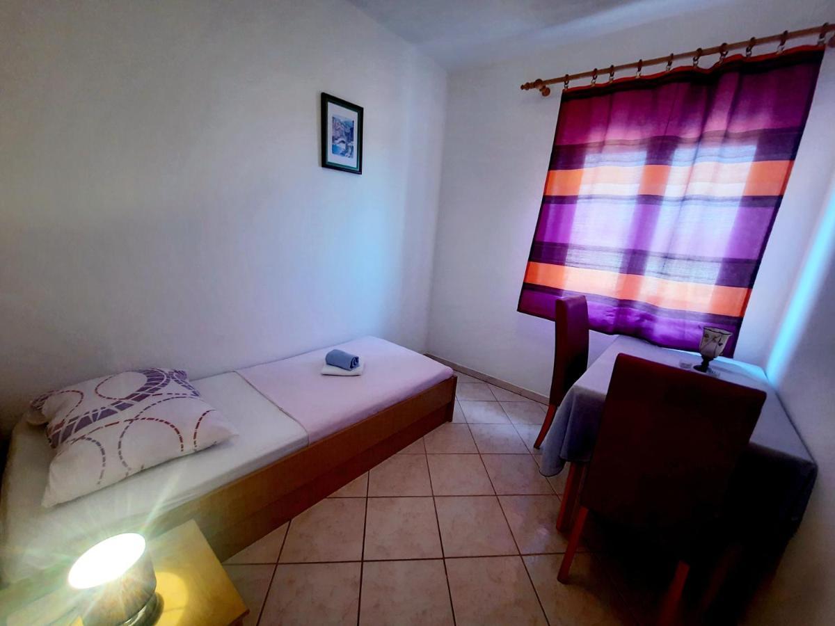 Apartments With A Parking Space Pakostane, Biograd - 14054 Exterior foto